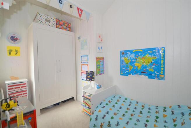 bedroom 3.JPG