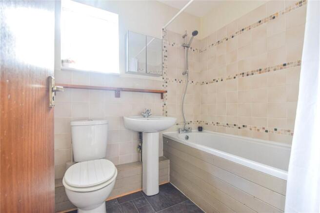 Cherry Orchard, Great Shefford, Hungerford, Berkshire, RG17 photo 4