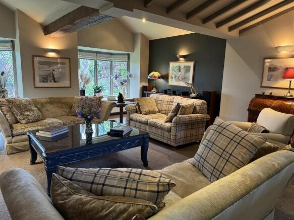 Bramleys Estate Agents - Hopton Hall Lane - Mirfie