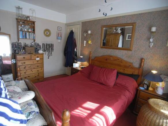 Bedroom 1 of 3