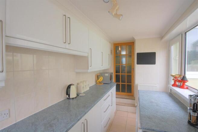 Fitted Kitchen