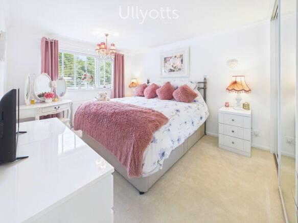 3 bed Detached Bungalow for sale Image 10