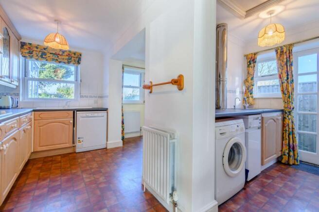 Kitchen / Utillity