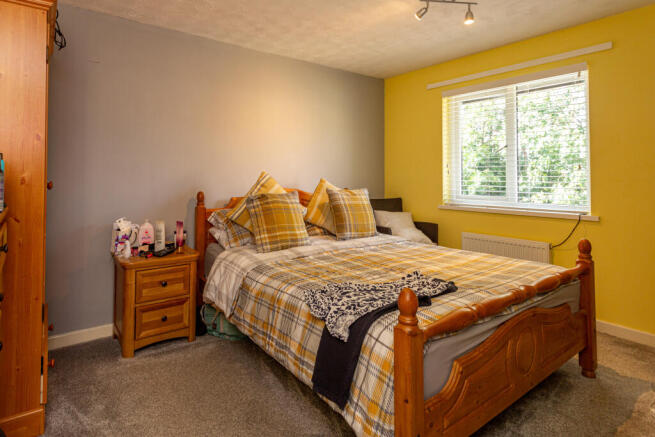 2 bed Semi-Detached for sale Image 10