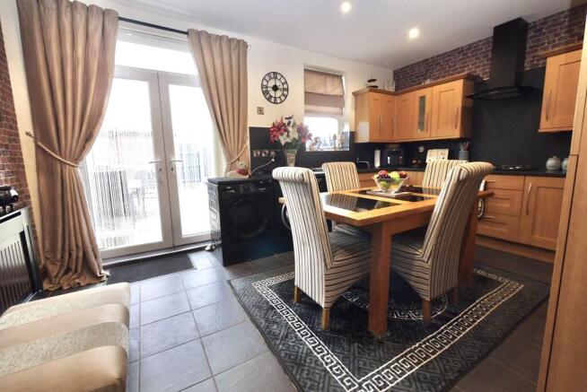 Woodview, Branton, Doncaster photo 4