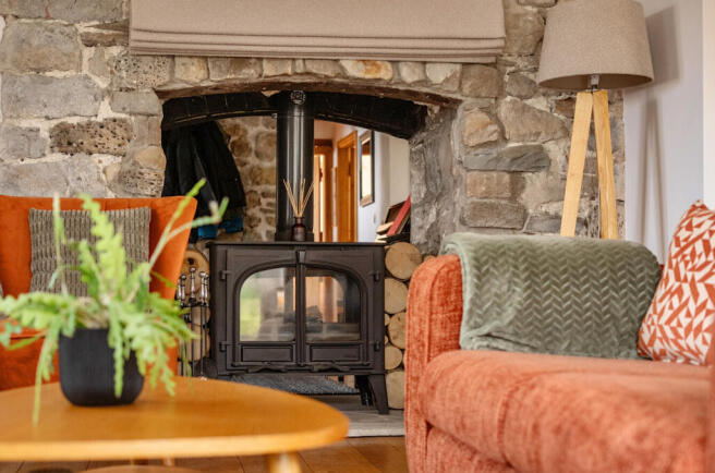 -69c120bba7fbb-l-1415072-4-69bd7f9506209