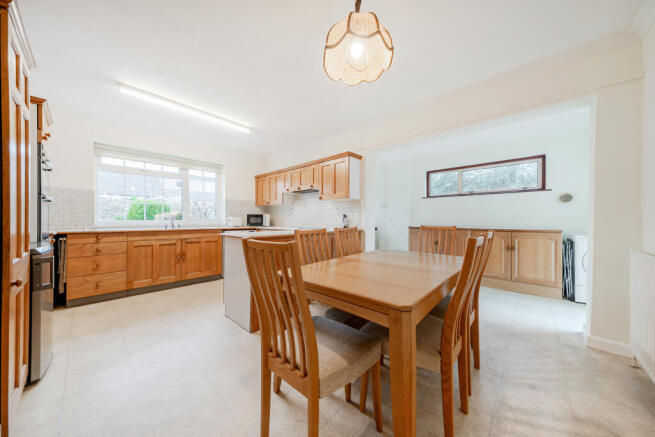 Kitchen / Breakfast Room