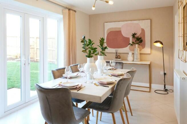 4 bed Detached for sale Image 5