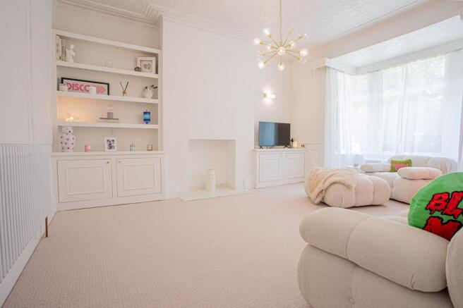3 bed Semi-Detached for sale Image 7