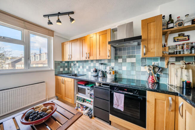 1429523-17-69b186...