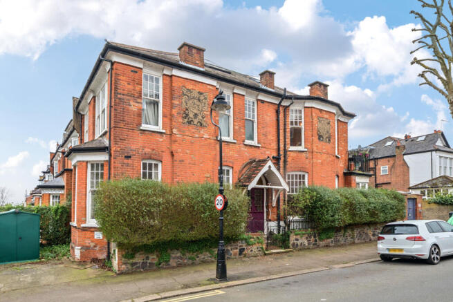 1425152-12-69b2ea...