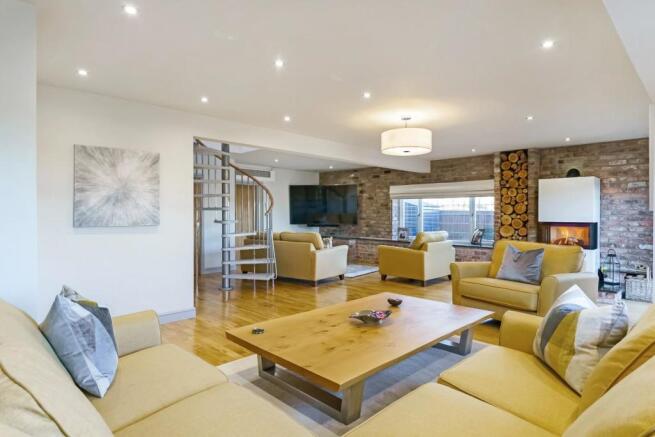 22 Ledgate Lane 311841 - (9).jpg