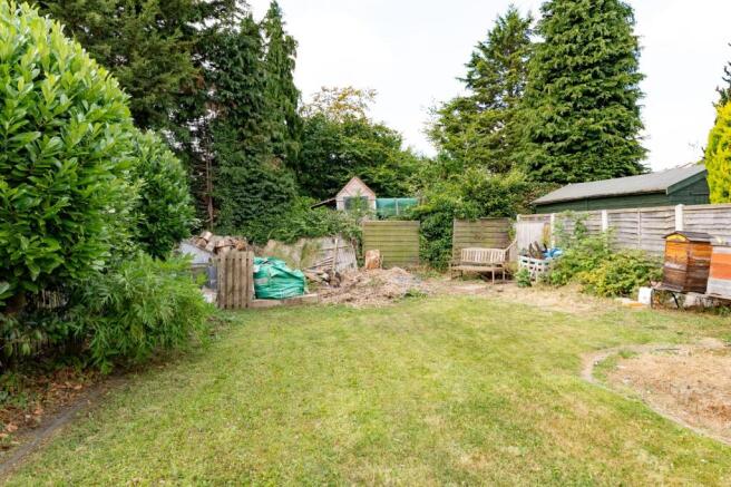 4 bed Semi-Detached for sale Image 6