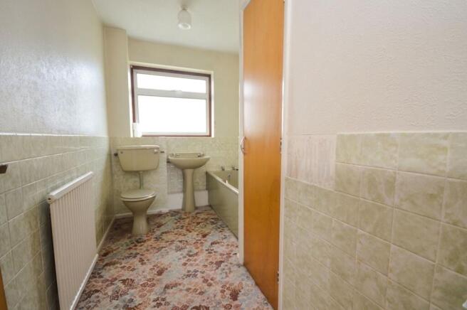 3 bed Detached for sale Image 10