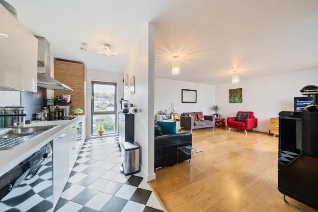 Kitchen/Reception