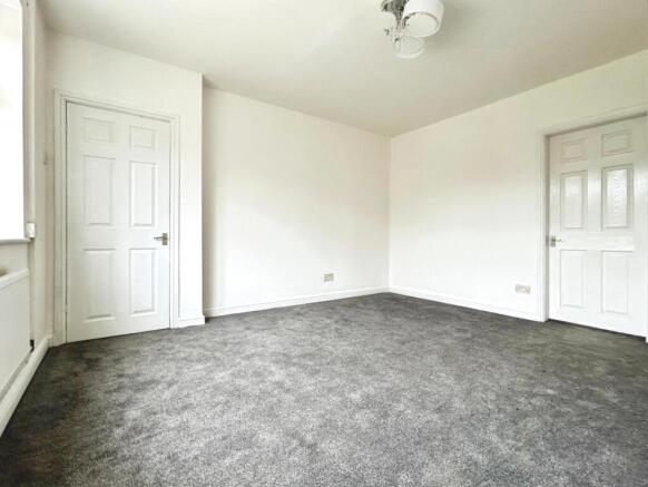 2 bed Semi-Detached for sale Image 10