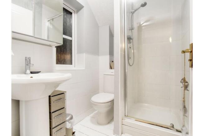Master En-suite
