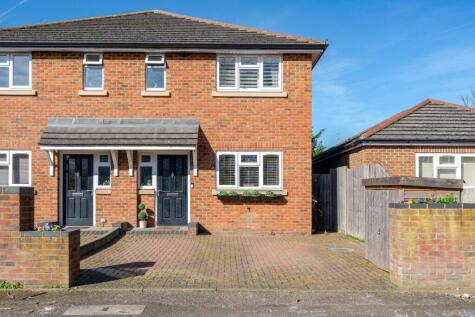 Staines Road East, Sunbury-On-Thames, TW16