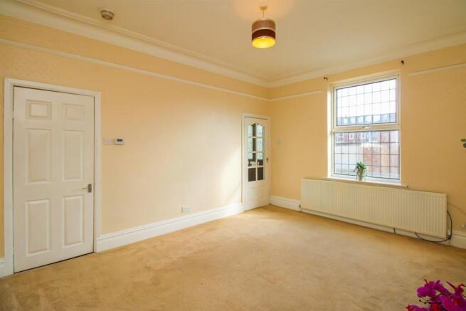 1 bed Terraced for sale Image 5