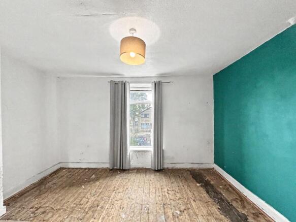 4 bed Terraced for sale Image 8