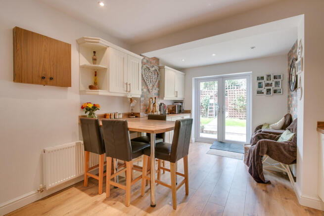 Kitchen/Dining - ...