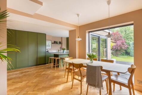 Broadwater Rise, Tunbridge Wells, TN2
