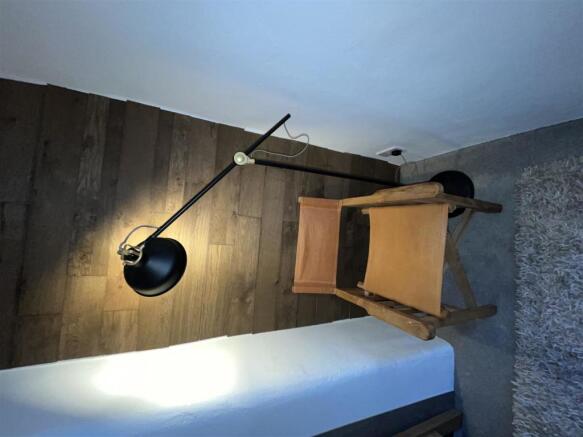 bed 1 feature.JPG
