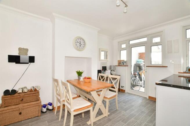 Kitchen/Dining Room