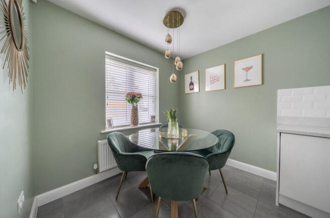 1440193-13-69df96...