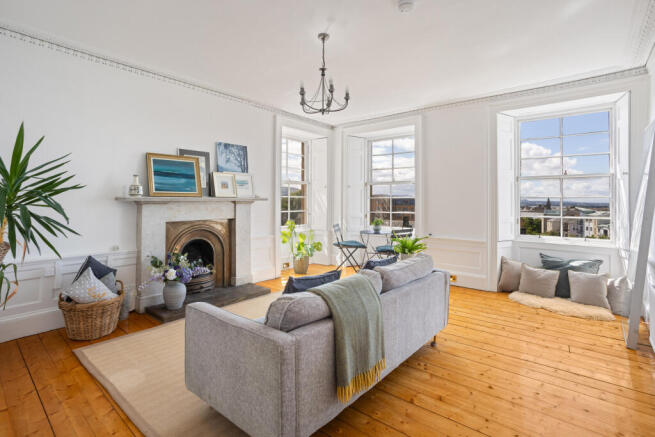 6-6 Gardners Crescent 15