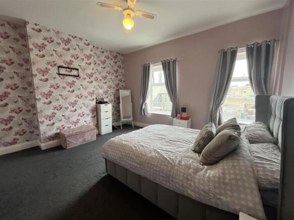 2 bed Terraced for sale Image 9