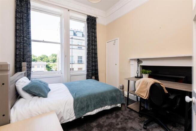 First Floor Flat, 6 Bathwick Street-1.jpg