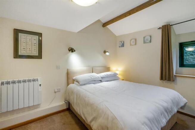 2 bed Cottage for sale Image 12
