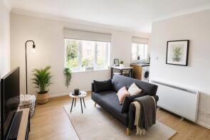 4, Pope Close, Colliers Wood, London SW19 1TT