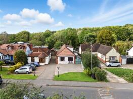 Oaklands, Orange Tree Hill, Havering-atte-bower, Romford RM4 1PB