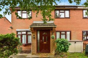 4, Folly Lane North, Farnham GU9 0HX