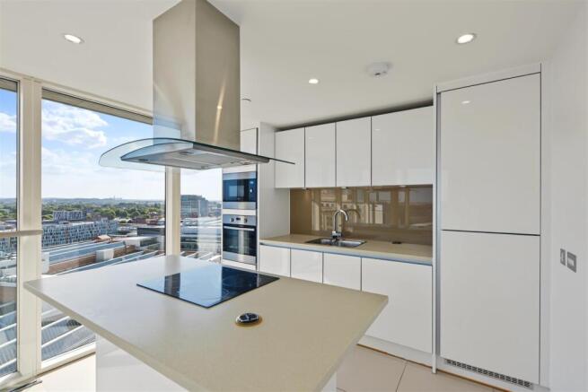 Kitchen_2.jpeg