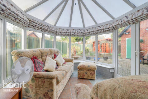 Teasel Close, Dereham