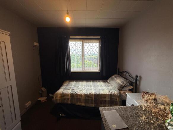 3 bed Not Specified for sale Image 6