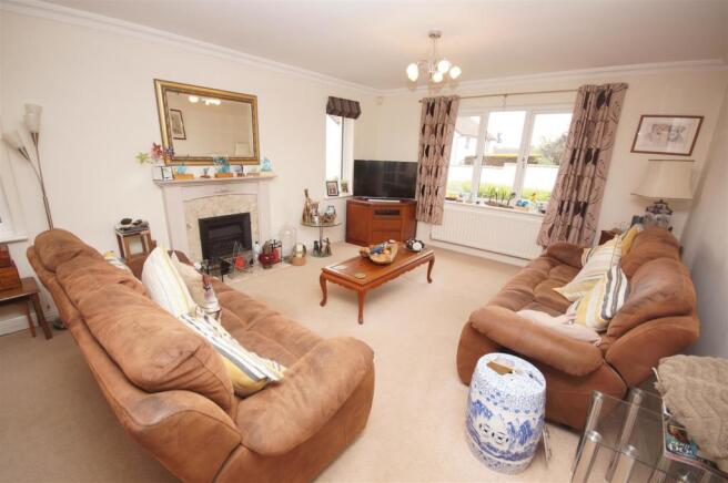 Lounge Area.JPG