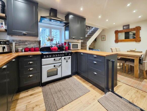 Kitchen/Dining Room