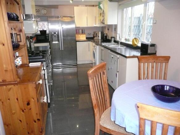 Kitchen / Dining Room