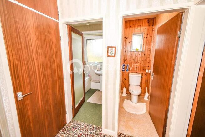 Bathroom/Wc