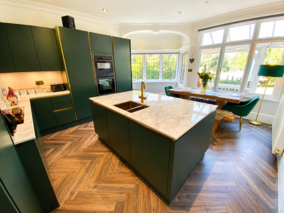 Open Plan Dining Kitchen
