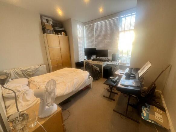7 bed Terraced to rent Image 5