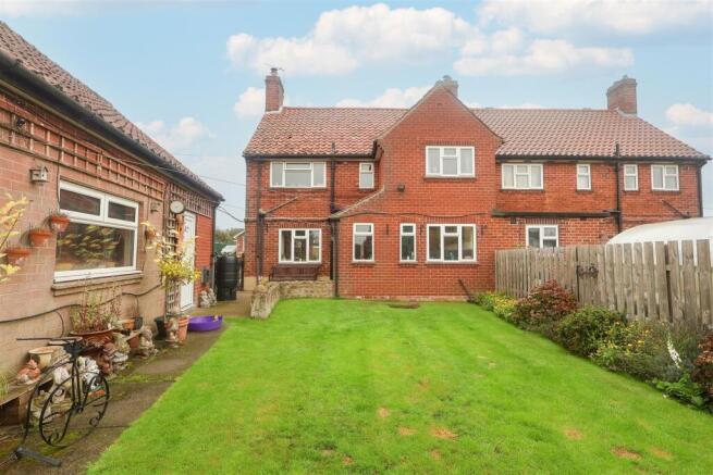 Mowbray Avenue, Dishforth, Thirsk photo 4