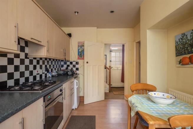 3 bed Terraced for sale Image 4