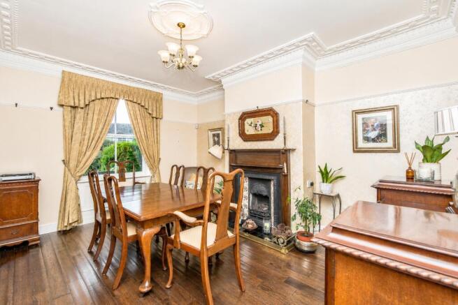 3 bed Terraced for sale Image 7