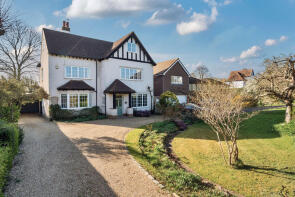 Linden Lodge, Austenway, Chalfont St. Peter, Chalfont St Peter SL9 8NN