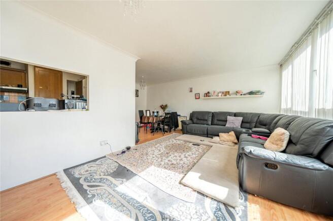 2 bed Apartment for sale Image 9